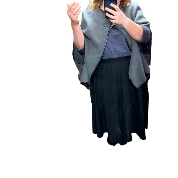 Torrid Gray PU Trim Cape Coat NWT – Plus Size Chic Layering Piece - Picture 14 of 14